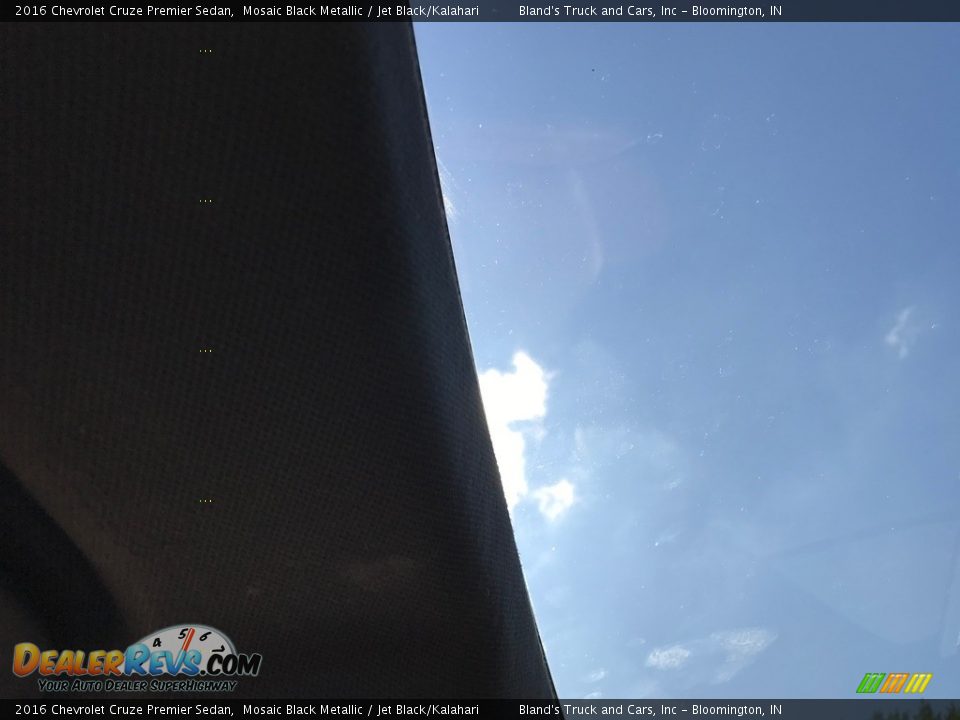 2016 Chevrolet Cruze Premier Sedan Mosaic Black Metallic / Jet Black/Kalahari Photo #28
