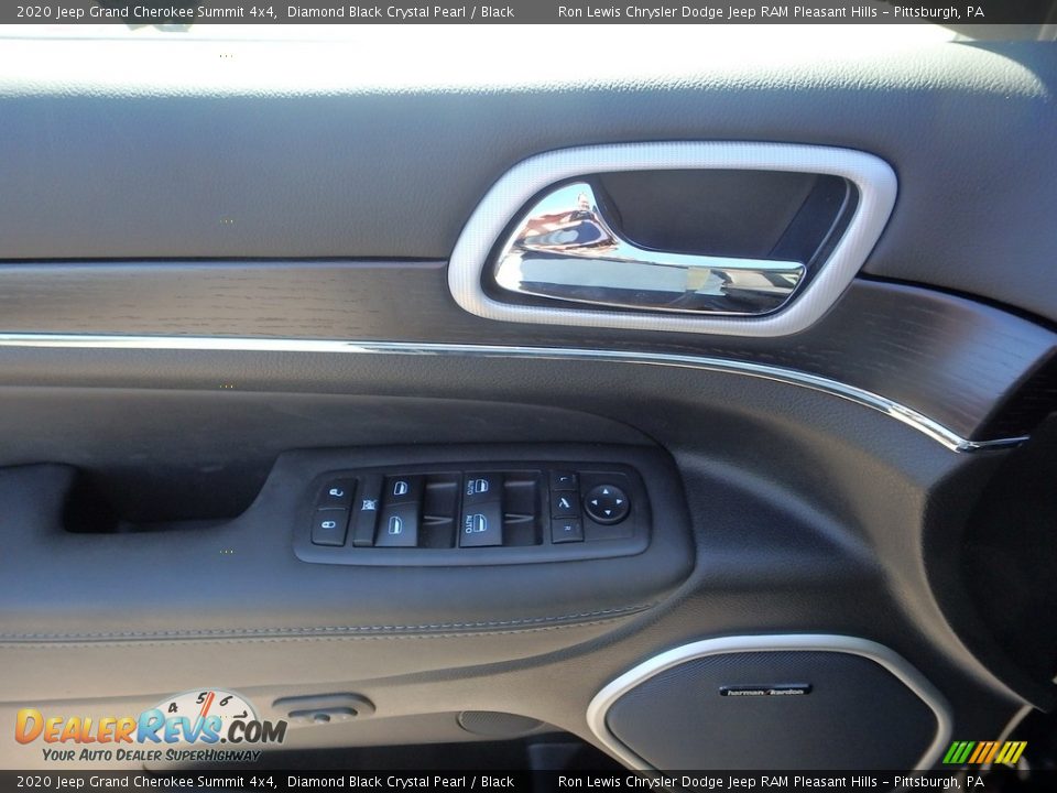 2020 Jeep Grand Cherokee Summit 4x4 Diamond Black Crystal Pearl / Black Photo #14