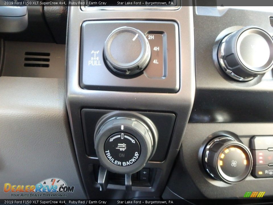 2019 Ford F150 XLT SuperCrew 4x4 Ruby Red / Earth Gray Photo #18