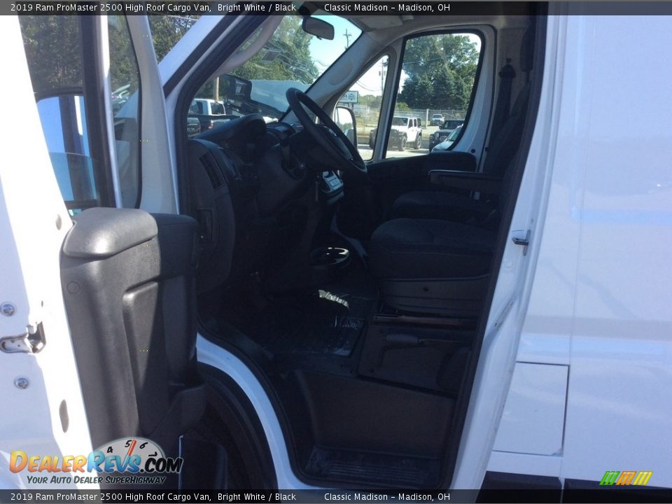 2019 Ram ProMaster 2500 High Roof Cargo Van Bright White / Black Photo #12
