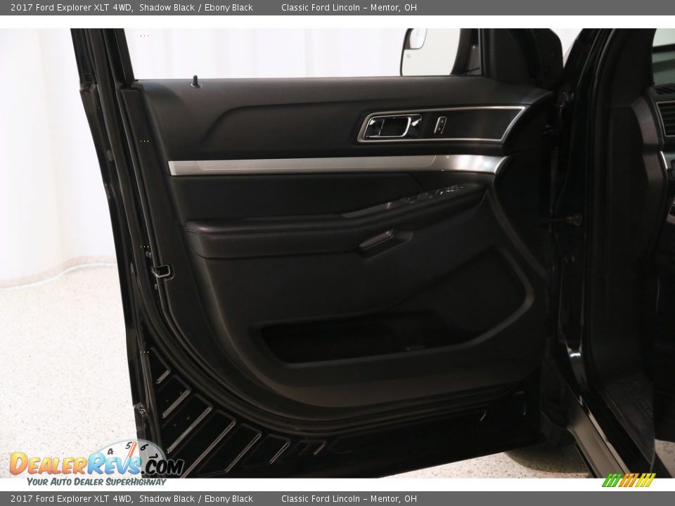 2017 Ford Explorer XLT 4WD Shadow Black / Ebony Black Photo #5