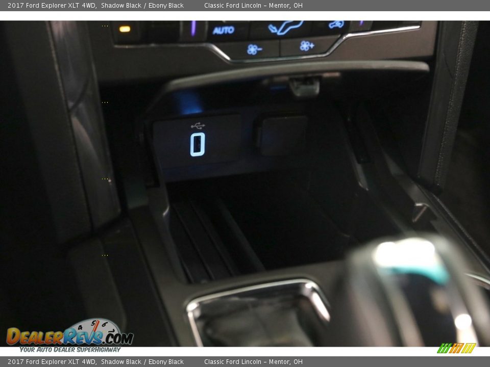 2017 Ford Explorer XLT 4WD Shadow Black / Ebony Black Photo #18