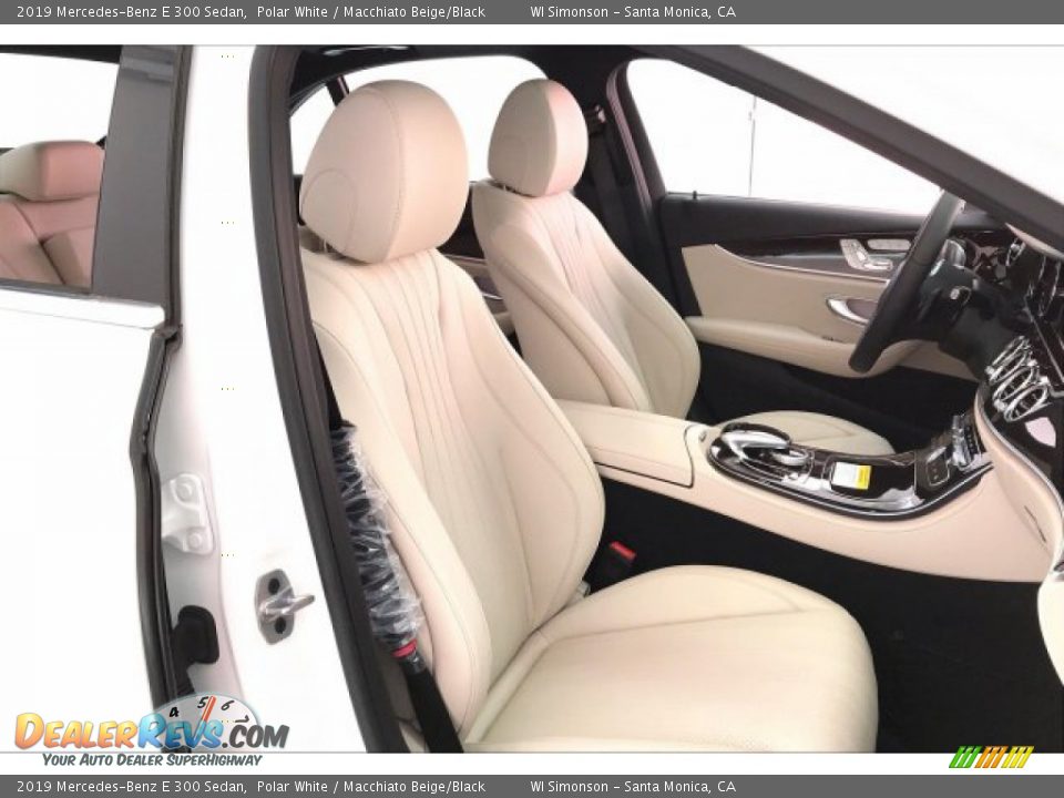 2019 Mercedes-Benz E 300 Sedan Polar White / Macchiato Beige/Black Photo #5