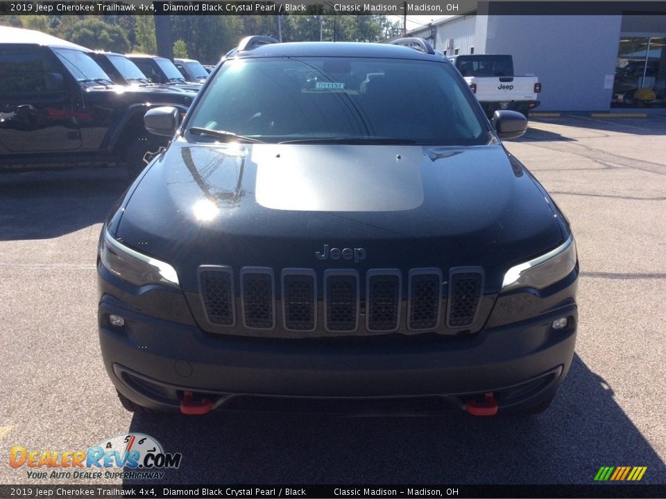 2019 Jeep Cherokee Trailhawk 4x4 Diamond Black Crystal Pearl / Black Photo #4