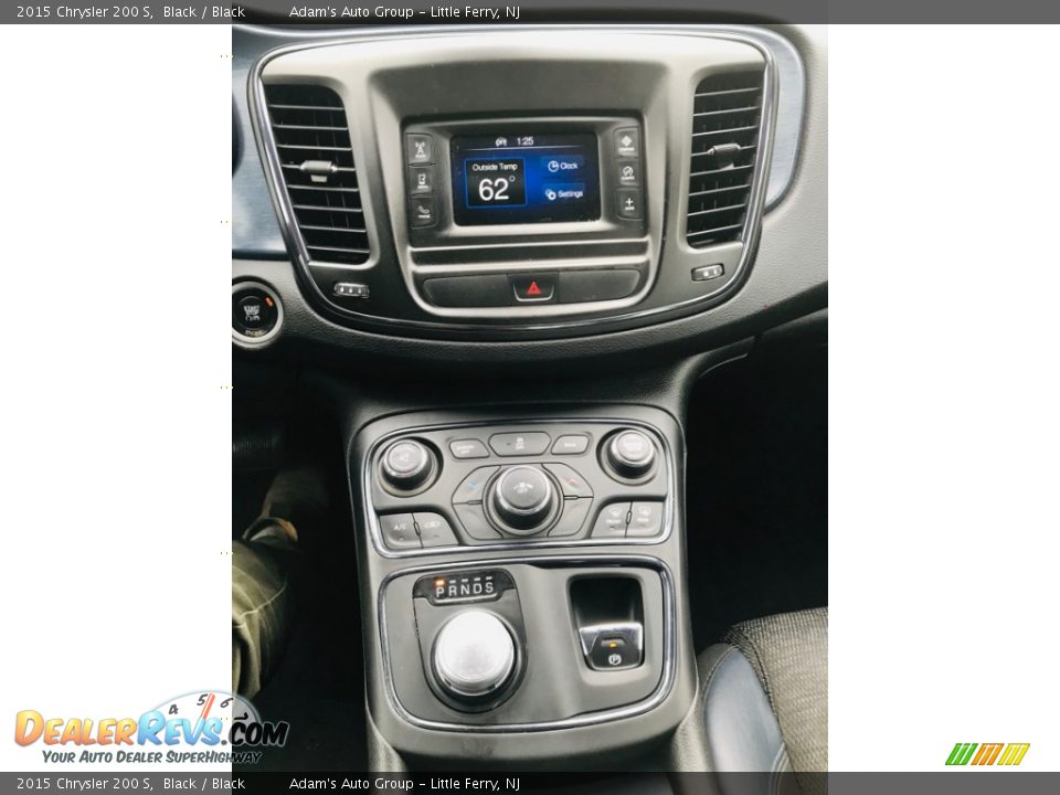 2015 Chrysler 200 S Black / Black Photo #10