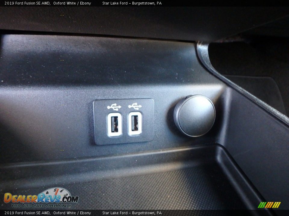 2019 Ford Fusion SE AWD Oxford White / Ebony Photo #19
