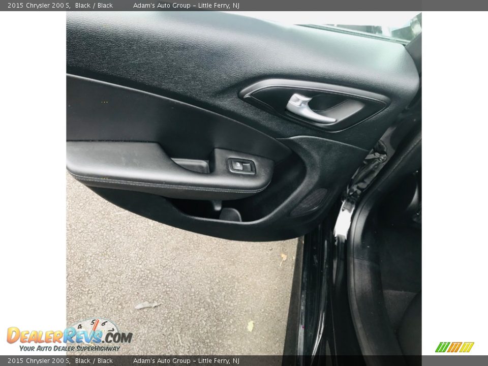 2015 Chrysler 200 S Black / Black Photo #17