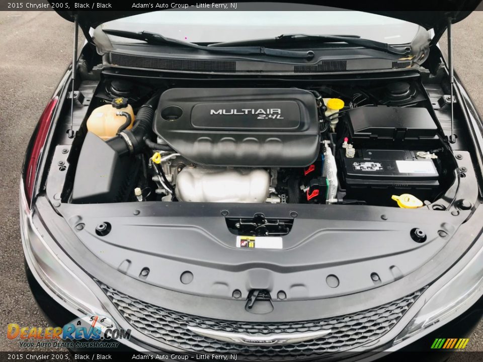2015 Chrysler 200 S Black / Black Photo #18