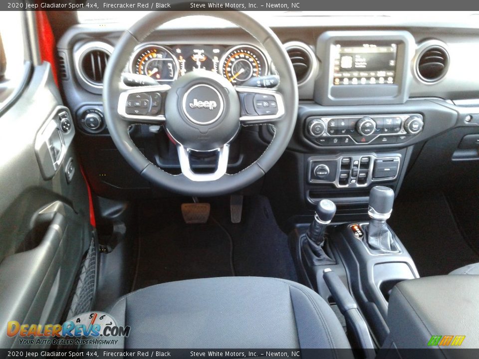 2020 Jeep Gladiator Sport 4x4 Firecracker Red / Black Photo #28