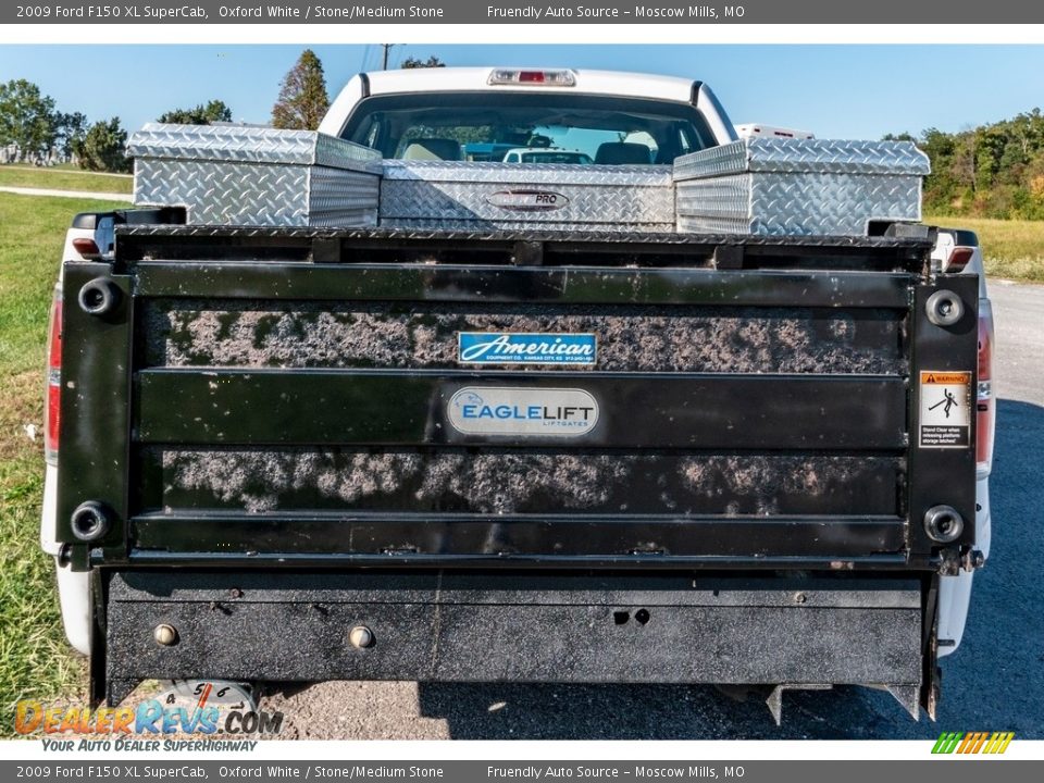 2009 Ford F150 XL SuperCab Oxford White / Stone/Medium Stone Photo #5