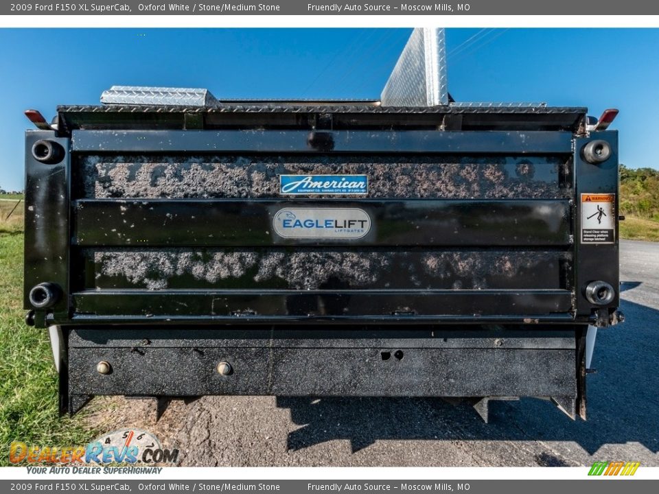 2009 Ford F150 XL SuperCab Oxford White / Stone/Medium Stone Photo #14
