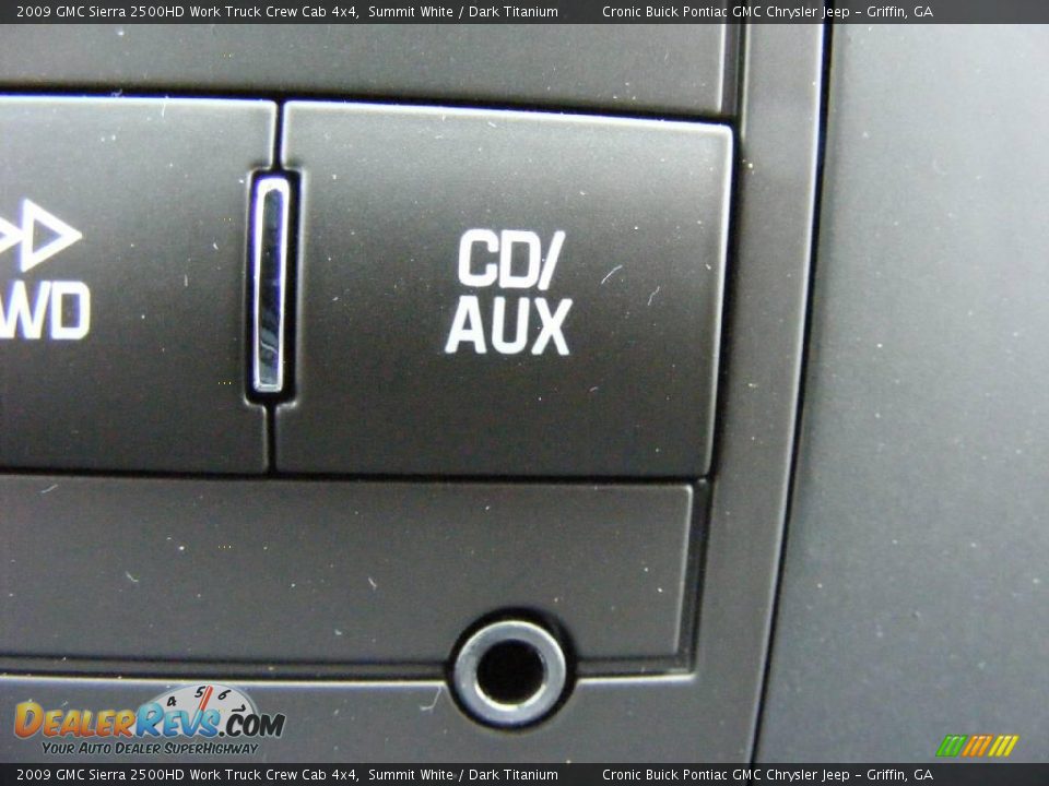 2009 GMC Sierra 2500HD Work Truck Crew Cab 4x4 Summit White / Dark Titanium Photo #31