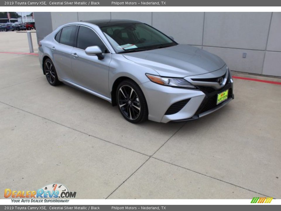 2019 Toyota Camry XSE Celestial Silver Metallic / Black Photo #2