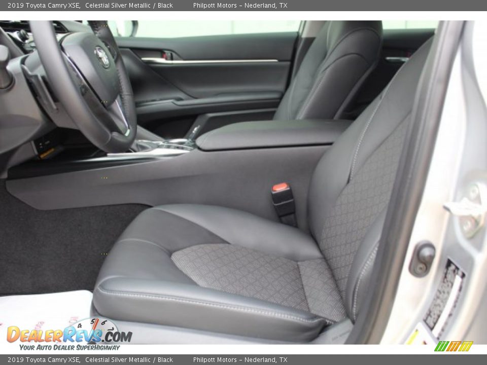 2019 Toyota Camry XSE Celestial Silver Metallic / Black Photo #14