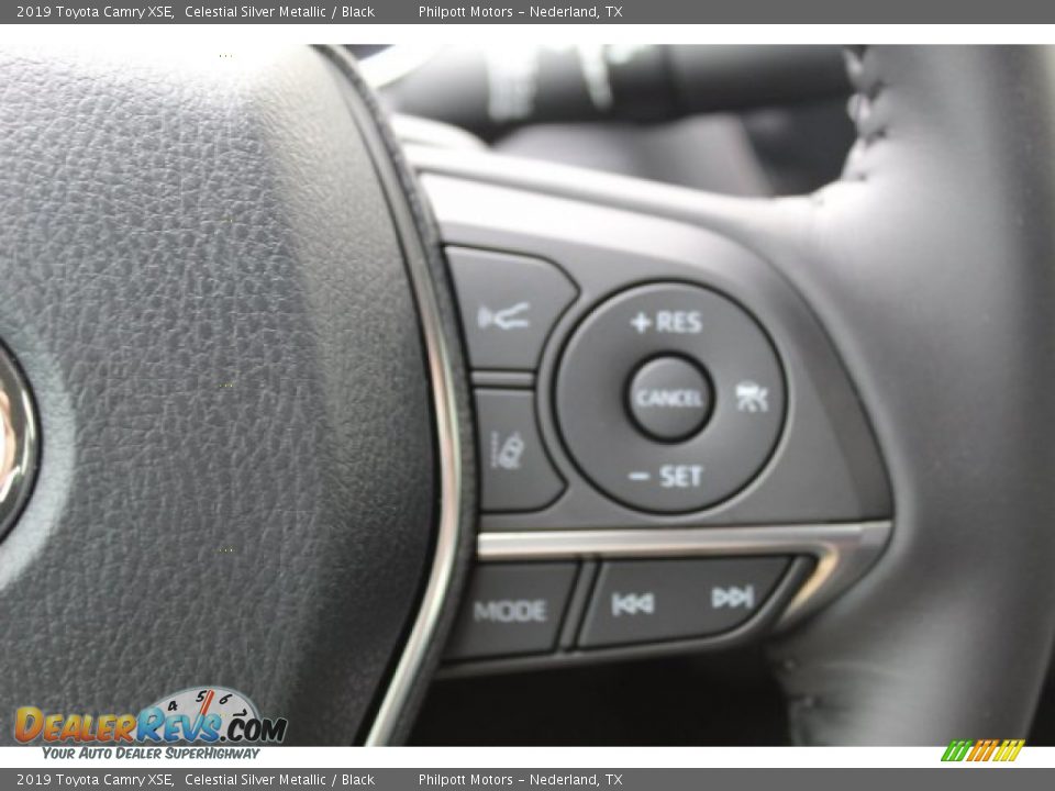 2019 Toyota Camry XSE Celestial Silver Metallic / Black Photo #17