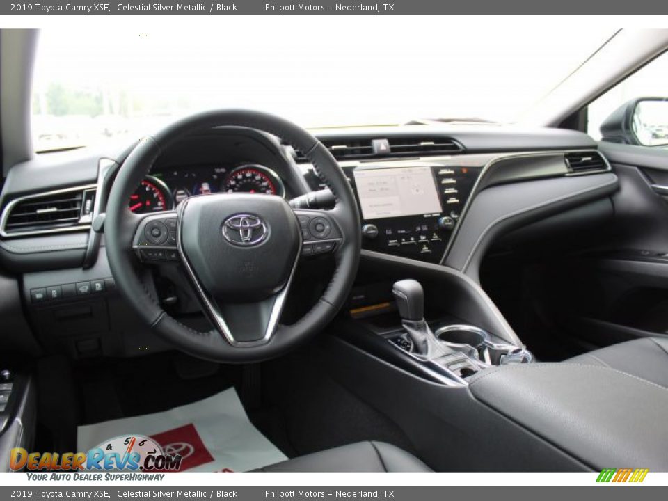 2019 Toyota Camry XSE Celestial Silver Metallic / Black Photo #25