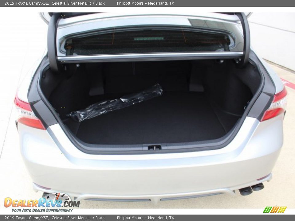 2019 Toyota Camry XSE Celestial Silver Metallic / Black Photo #28