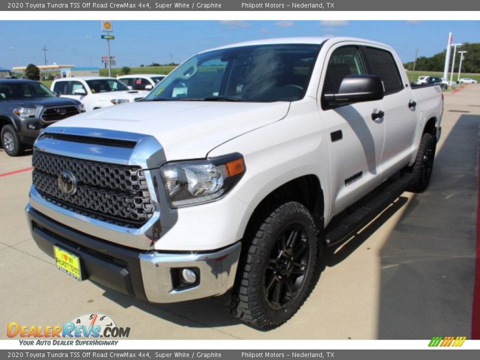 2020 Toyota Tundra TSS Off Road CrewMax 4x4 Super White / Graphite Photo #4