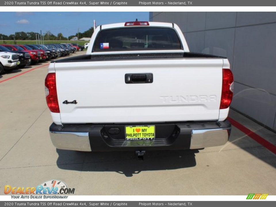 2020 Toyota Tundra TSS Off Road CrewMax 4x4 Super White / Graphite Photo #7