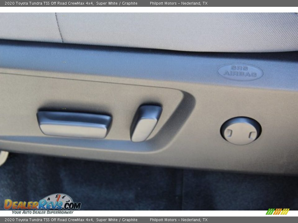 2020 Toyota Tundra TSS Off Road CrewMax 4x4 Super White / Graphite Photo #11