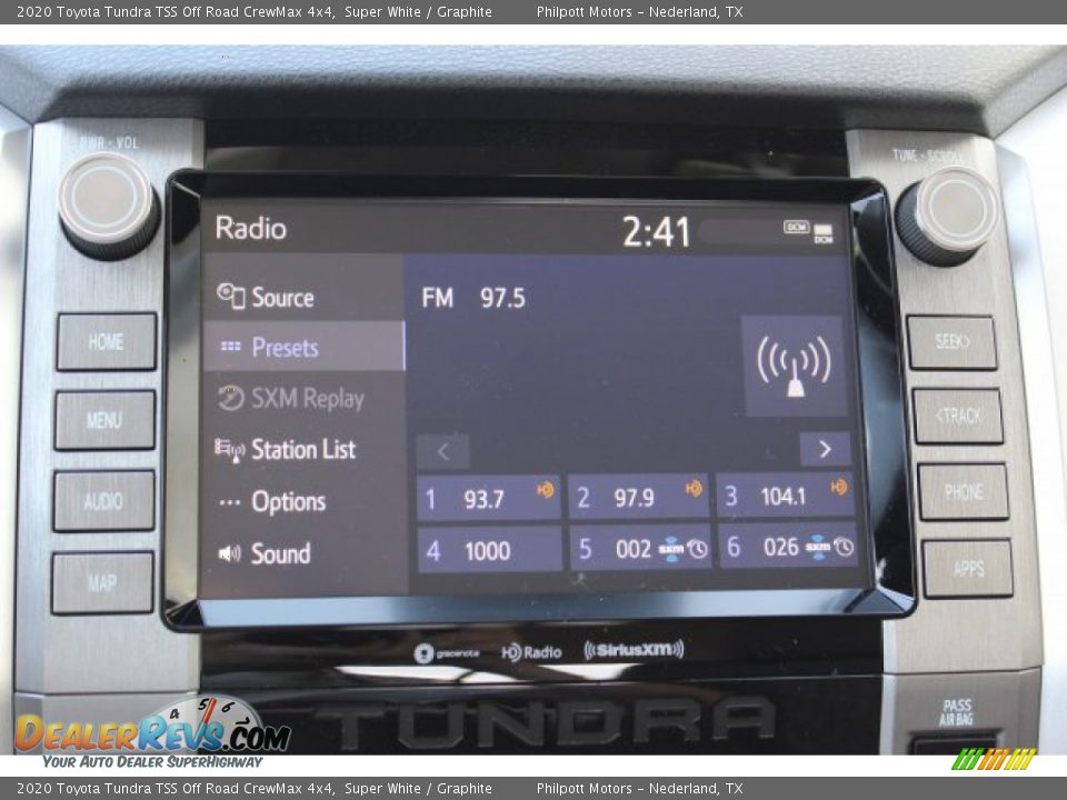 2020 Toyota Tundra TSS Off Road CrewMax 4x4 Super White / Graphite Photo #16