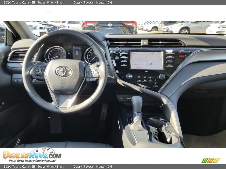 2020 Toyota Camry SE Super White / Black Photo #4
