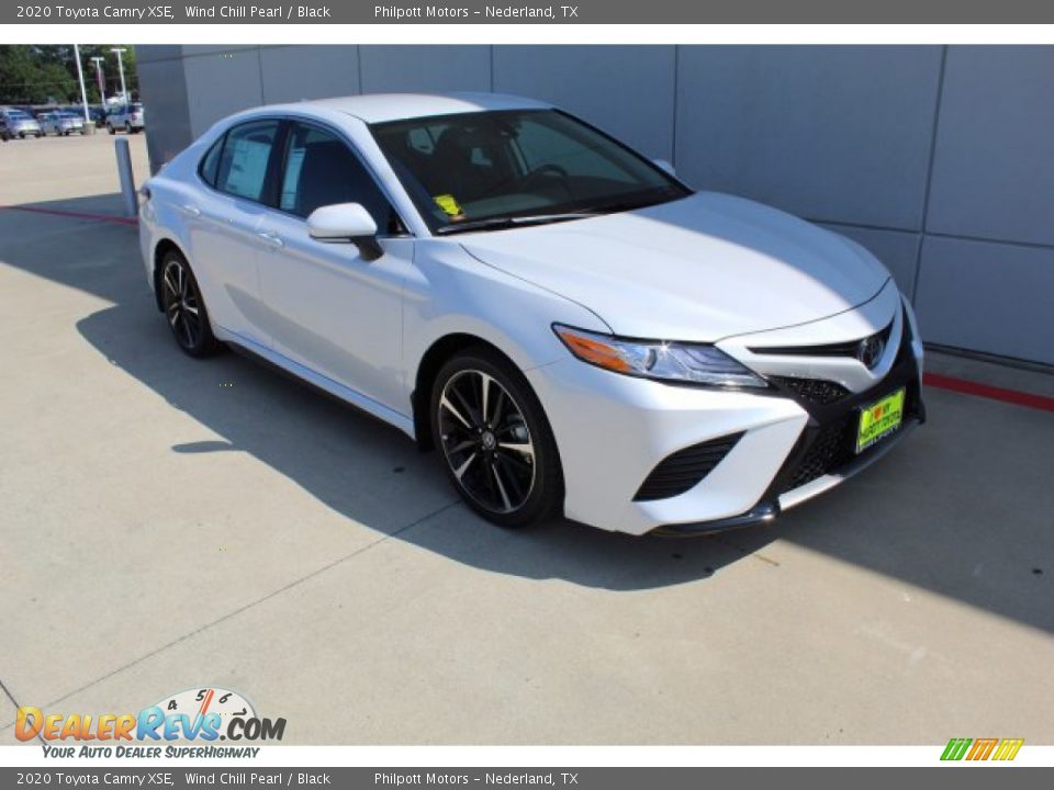 2020 Toyota Camry XSE Wind Chill Pearl / Black Photo #2