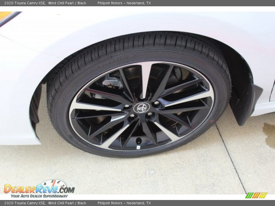 2020 Toyota Camry XSE Wind Chill Pearl / Black Photo #5