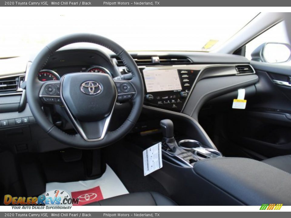 2020 Toyota Camry XSE Wind Chill Pearl / Black Photo #21