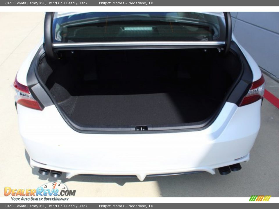 2020 Toyota Camry XSE Wind Chill Pearl / Black Photo #23