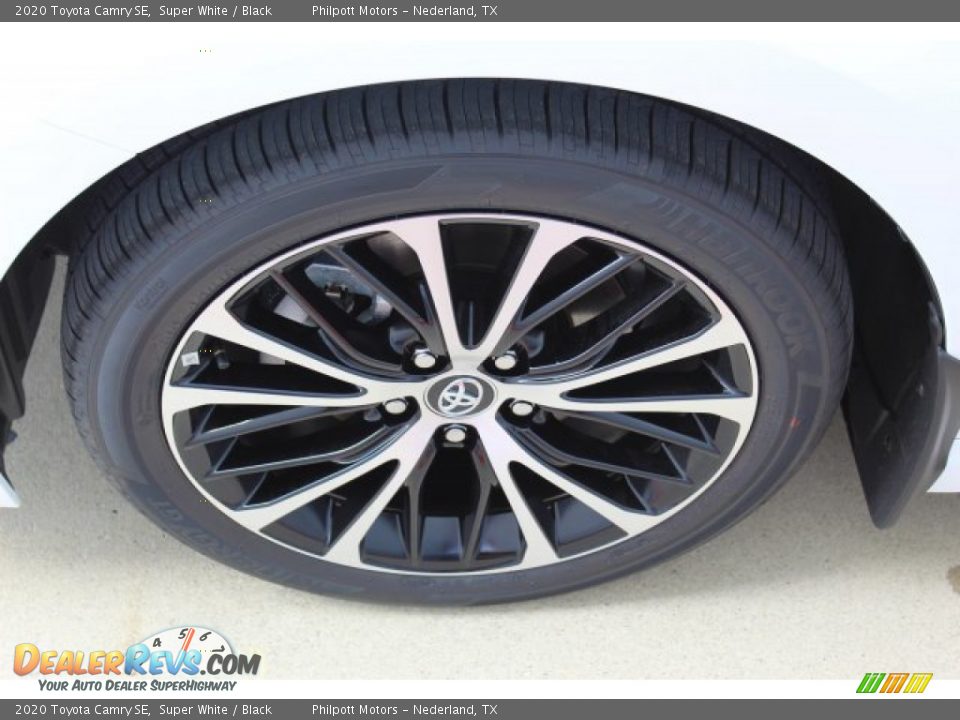 2020 Toyota Camry SE Super White / Black Photo #5