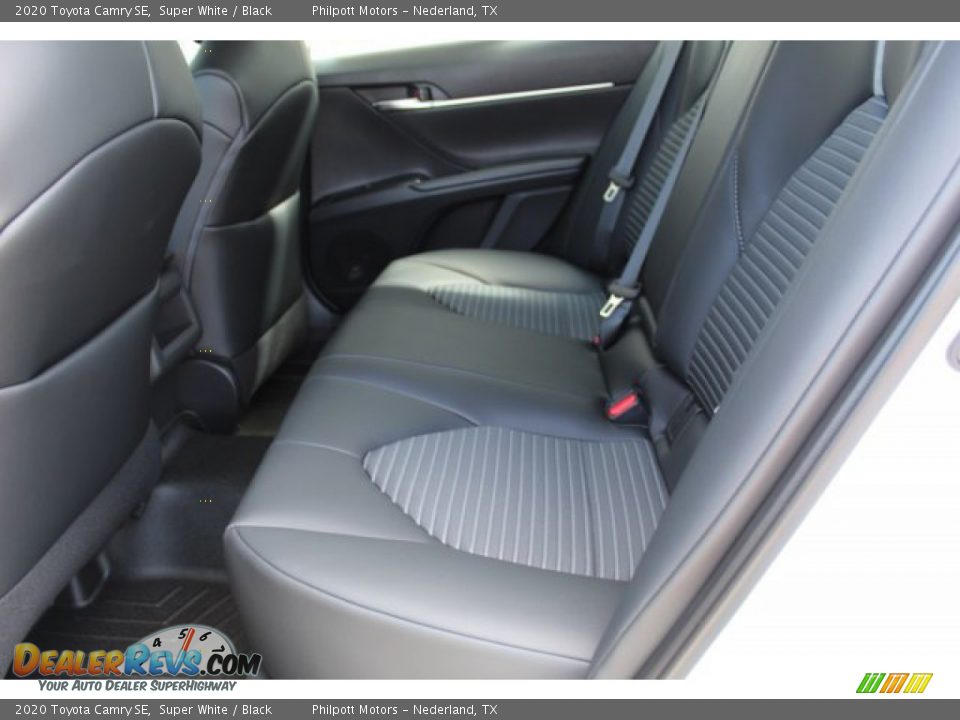 2020 Toyota Camry SE Super White / Black Photo #20