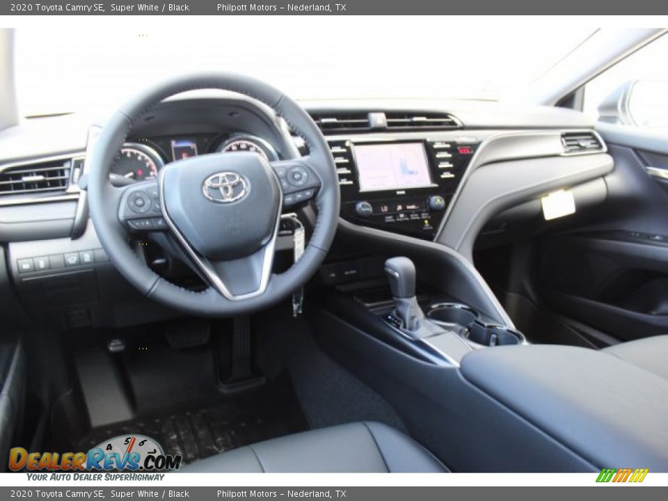 2020 Toyota Camry SE Super White / Black Photo #21
