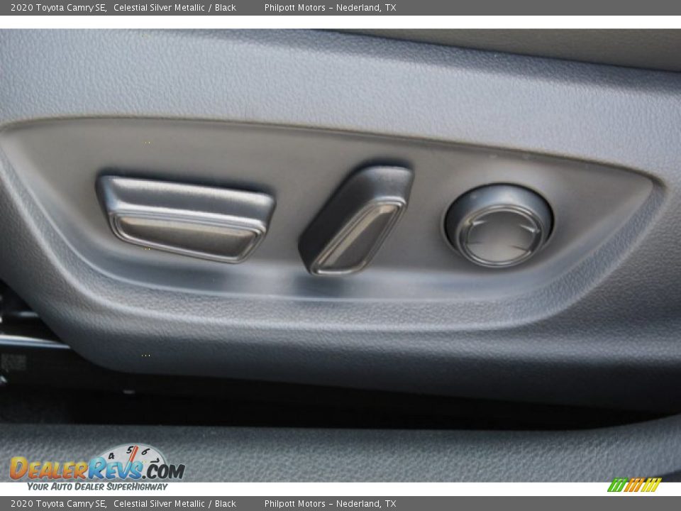 2020 Toyota Camry SE Celestial Silver Metallic / Black Photo #11