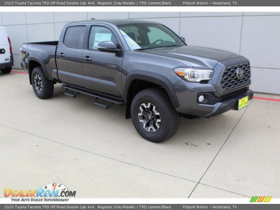 Front 3/4 View of 2020 Toyota Tacoma TRD Off Road Double Cab 4x4 Photo #2