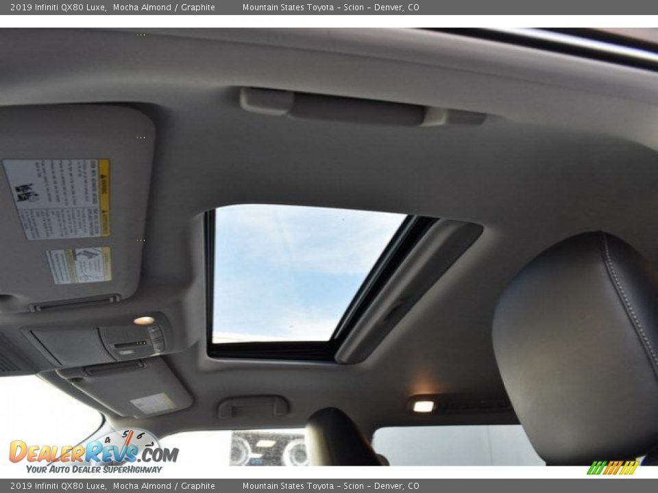 2019 Infiniti QX80 Luxe Mocha Almond / Graphite Photo #10
