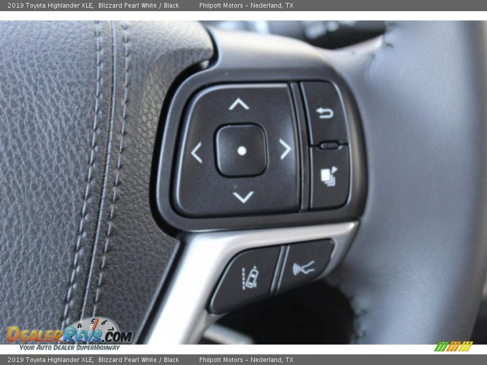 2019 Toyota Highlander XLE Blizzard Pearl White / Black Photo #13