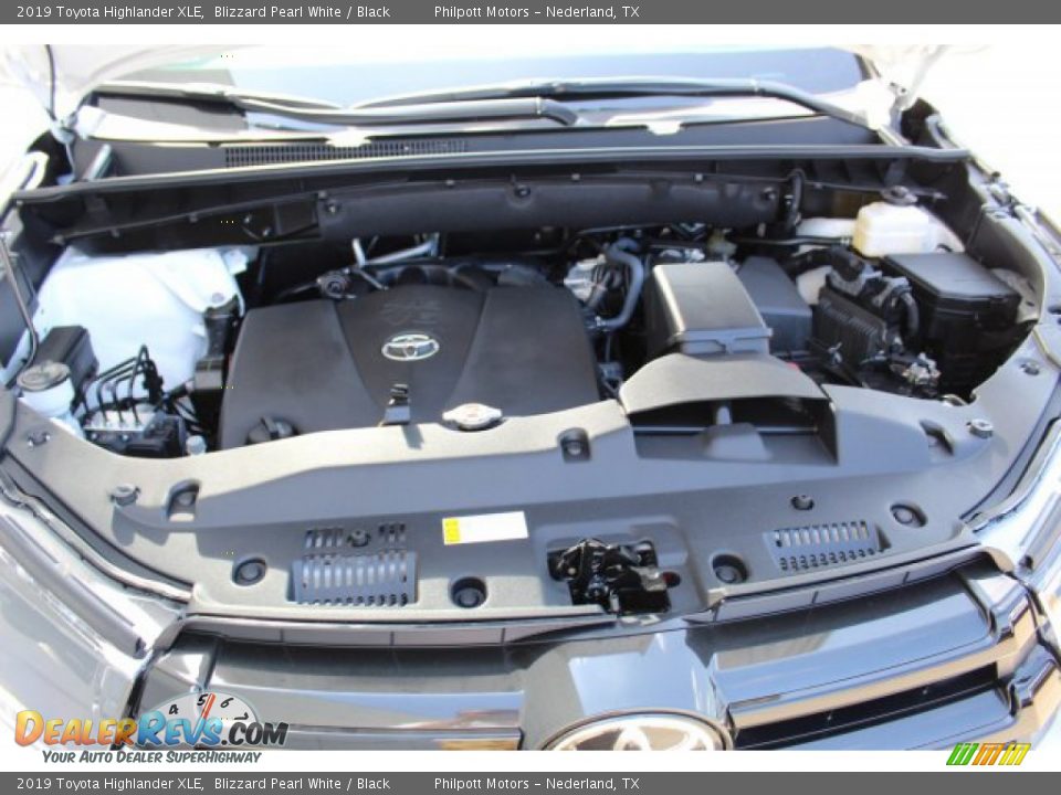 2019 Toyota Highlander XLE Blizzard Pearl White / Black Photo #27