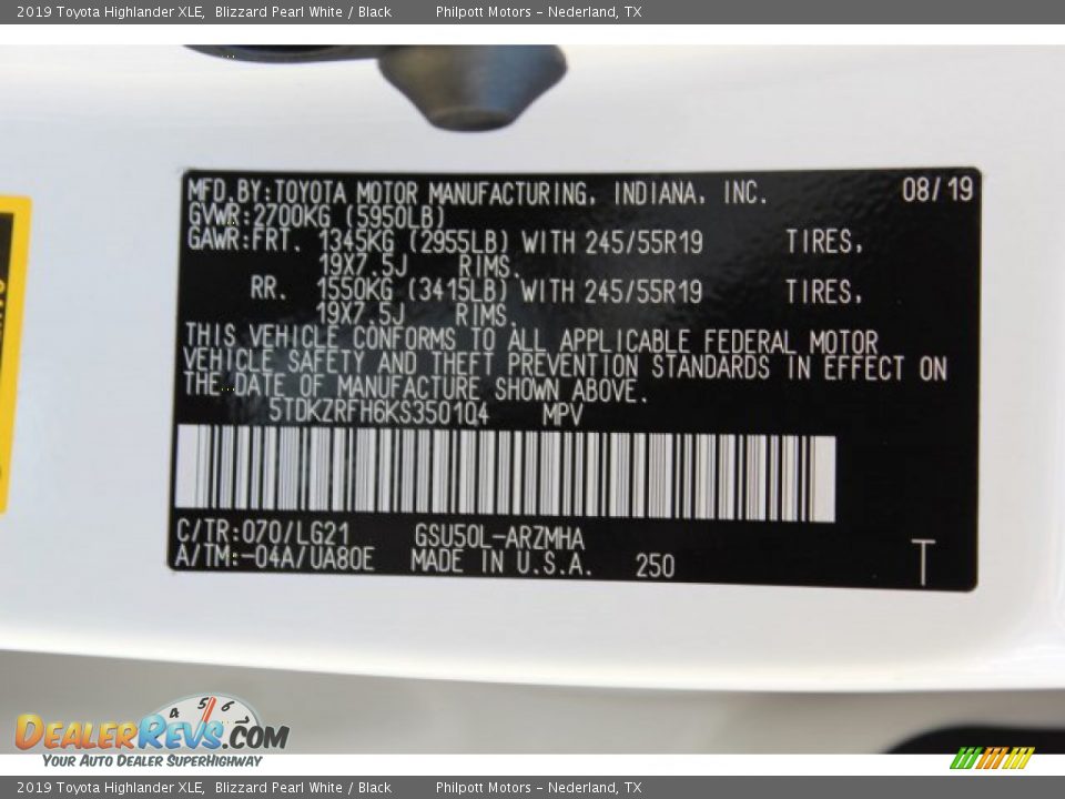 2019 Toyota Highlander XLE Blizzard Pearl White / Black Photo #28