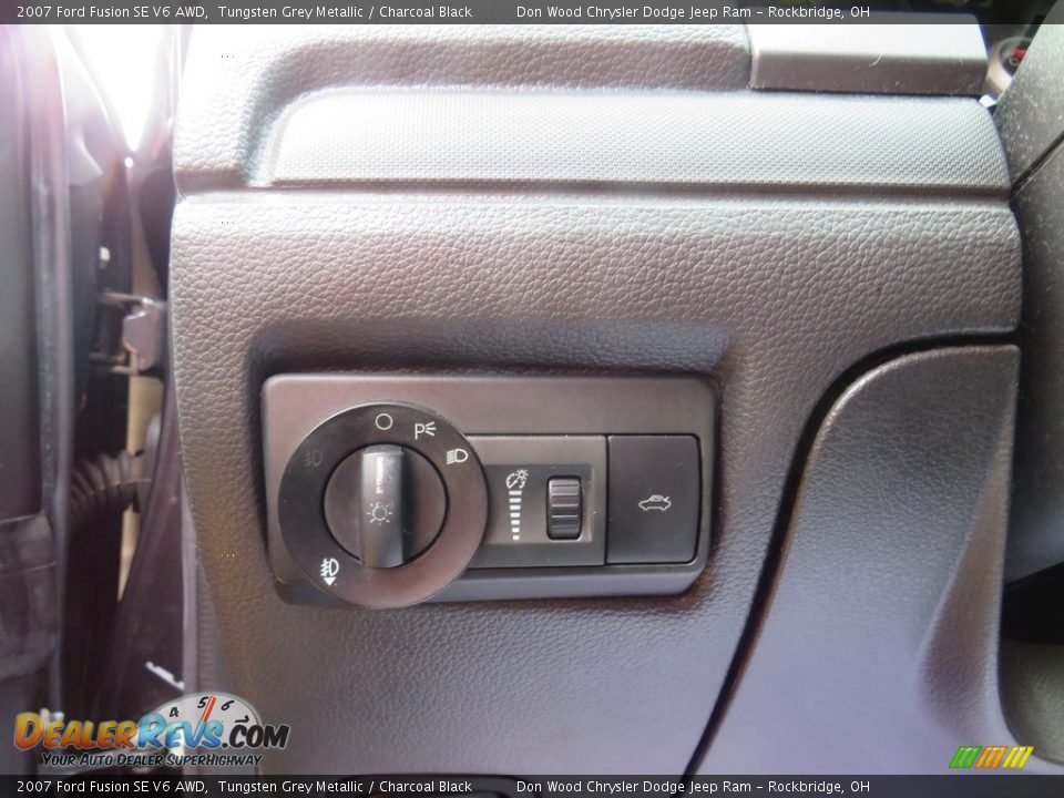 2007 Ford Fusion SE V6 AWD Tungsten Grey Metallic / Charcoal Black Photo #17