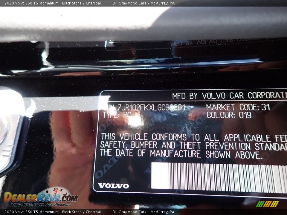 2020 Volvo S60 T5 Momentum Black Stone / Charcoal Photo #11