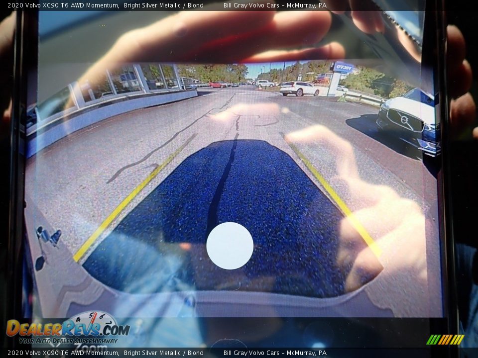 2020 Volvo XC90 T6 AWD Momentum Bright Silver Metallic / Blond Photo #14