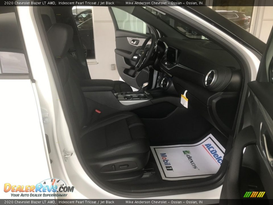 2020 Chevrolet Blazer LT AWD Iridescent Pearl Tricoat / Jet Black Photo #13