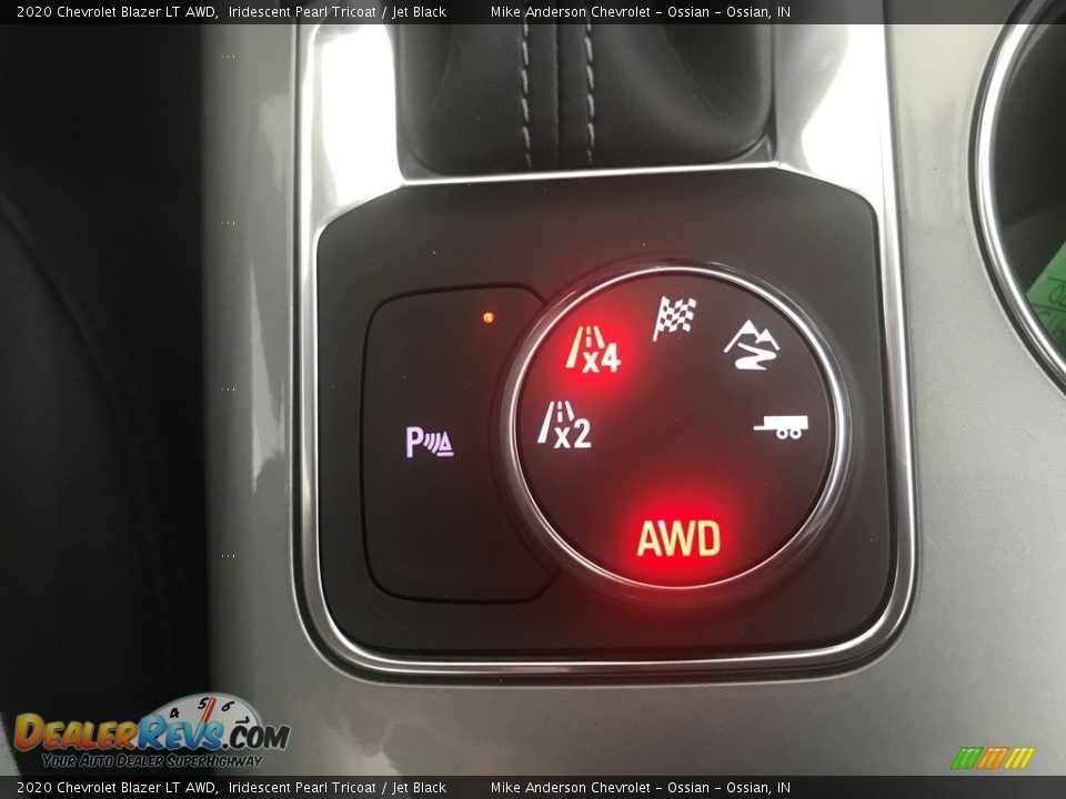 Controls of 2020 Chevrolet Blazer LT AWD Photo #22