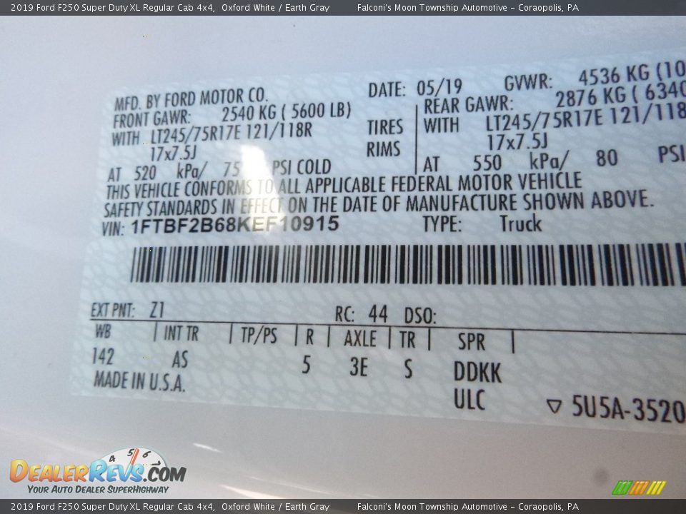 2019 Ford F250 Super Duty XL Regular Cab 4x4 Oxford White / Earth Gray Photo #11