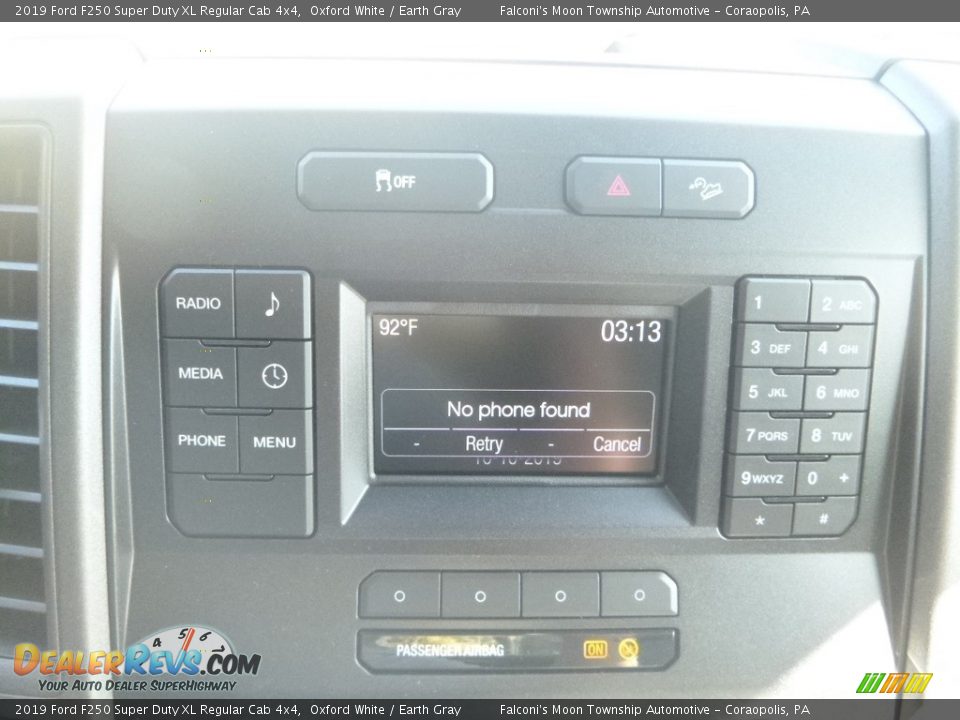 2019 Ford F250 Super Duty XL Regular Cab 4x4 Oxford White / Earth Gray Photo #12