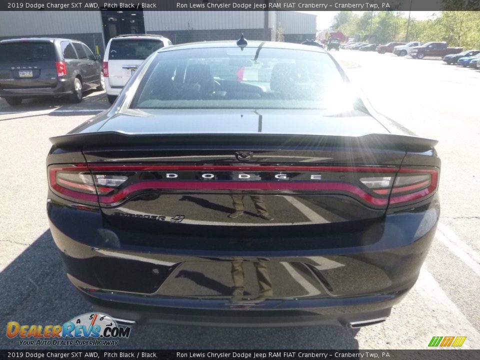 2019 Dodge Charger SXT AWD Pitch Black / Black Photo #4