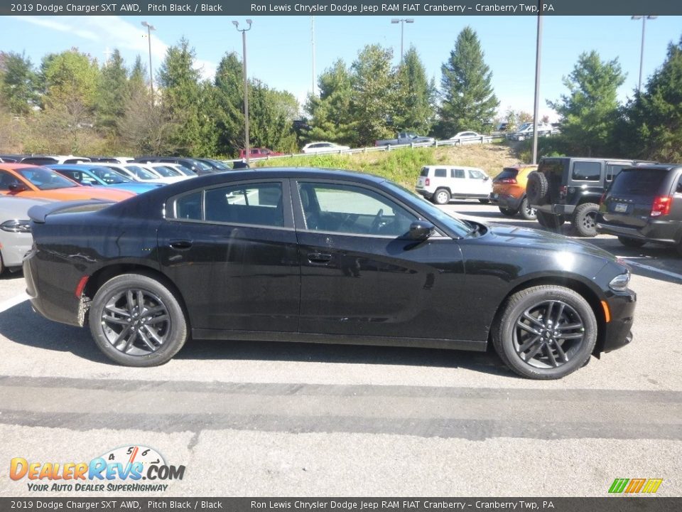 2019 Dodge Charger SXT AWD Pitch Black / Black Photo #6