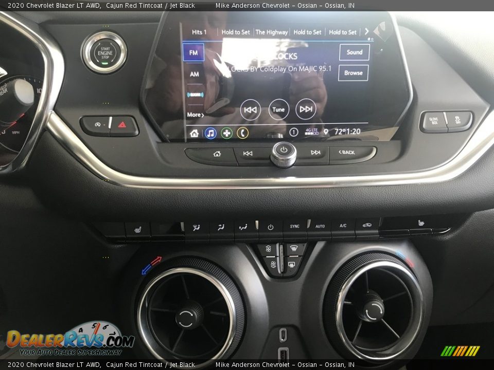 Controls of 2020 Chevrolet Blazer LT AWD Photo #20