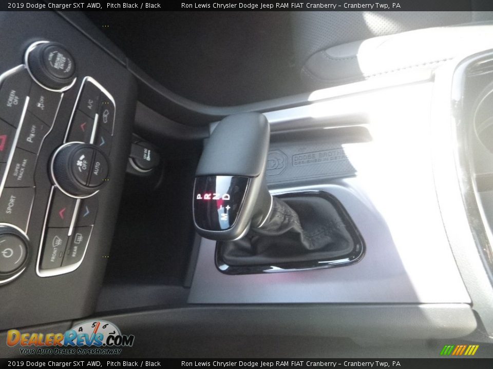 2019 Dodge Charger SXT AWD Pitch Black / Black Photo #20